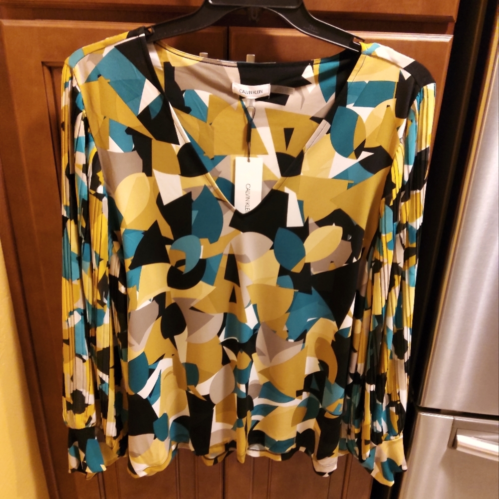 NWT Beautiful Calvin Klein Top 2X